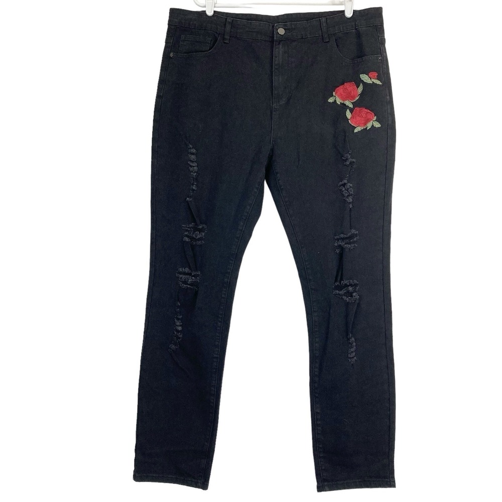 NWT MLANM Vogue Women Black Jeans Plus 20 (40) Distressed Embroidered Stretch
